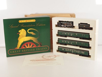 Lot 290 - HORNBY OO gauge R2082 Schools Class train pack,...