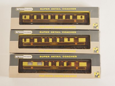 Lot 302 - WRENN OO gauge 'Brighton Belle' Pullman cars,...