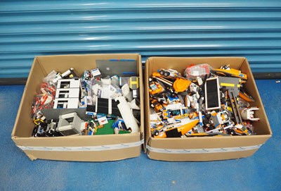 Lot 387 - LEGO EMERGENCY SERVICES : - A very large group...