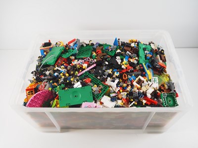 Lot 394 - LEGO: Unboxed 'brick n mix' assorted sizes and...