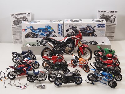 Lot 397 - A large group of built / part built / unbuilt...