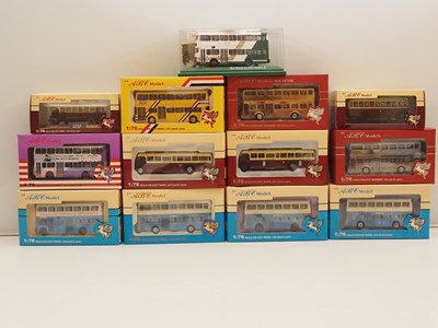 Lot 424 - 1:76 scale diecast Hong Kong outline buses,...