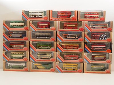 Lot 425 - EFE 1:76 scale diecast buses, various liveries,...