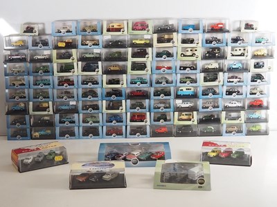 Lot 559 - OXFORD DIECAST 1:76 scale cars and vans,...