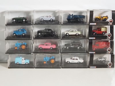 Lot 611 - OXFORD DIECAST 1:76 scale cars and vans,...