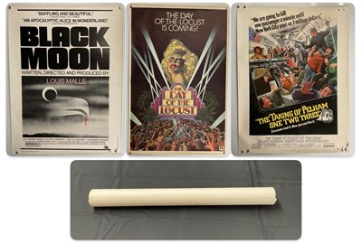 Lot 44 - A group of vintage US 30" x 40" film posters...