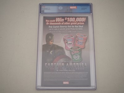 Lot 2 - ULTIMATE FALLOUT #4 (2011 - MARVEL) - GRADED 9....