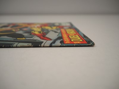 Lot 10 - IRON FIST #1 (1975 - MARVEL) - First solo...