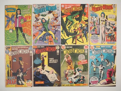 Lot 154 - WONDER WOMAN #178, 181, 182, 197, 199, 200,...