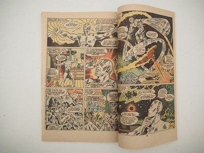 Lot 255 - GIANT-SIZE X-MEN #1 (1975 - MARVEL) KEY Bronze...