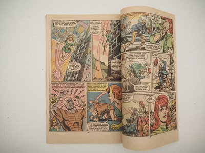 Lot 255 - GIANT-SIZE X-MEN #1 (1975 - MARVEL) KEY Bronze...