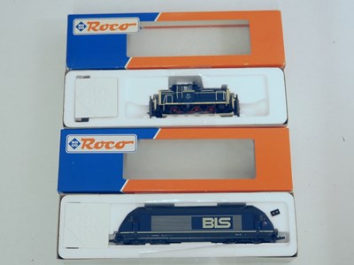 Lot 122 - ROCO HO gauge pair of Swiss Outline...