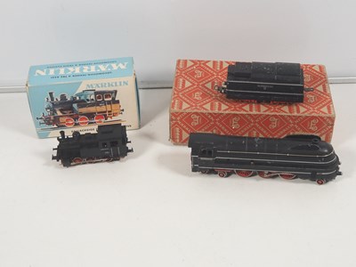 Lot 157 - MARKLIN HO gauge circa 1950s SK 800 German...