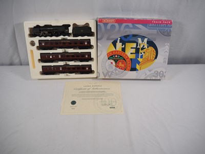 Lot 197 - HORNBY OO gauge R2176M 'The Lakes Express'...