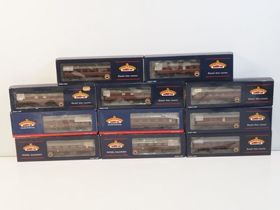 Lot 267 - BACHMANN OO gauge MK1 and MK2 coaches, all in...