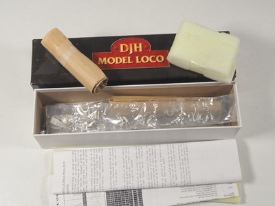 Lot 379 - OO gauge etched brass and white metal steam...