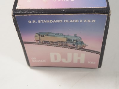 Lot 379 - OO gauge etched brass and white metal steam...