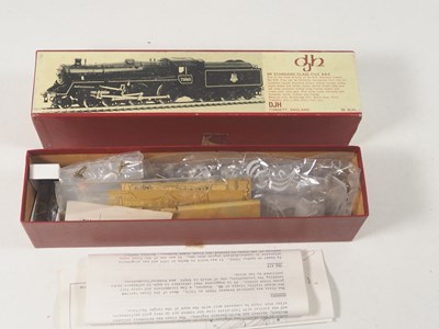 Lot 379 - OO gauge etched brass and white metal steam...