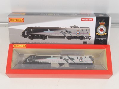 Lot 419 - HORNBY R3001 OO gauge class 91 electric...