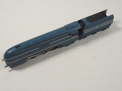 Lot 442 - WRENN W2301 OO gauge Coronation Class...