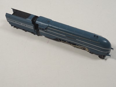 Lot 442 - WRENN W2301 OO gauge Coronation Class...