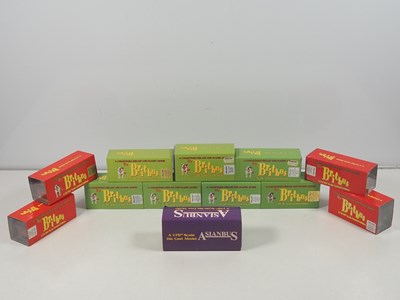 Lot 635 - BRITBUS - A group of 1:76 scale diecast buses,...