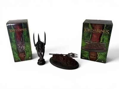 Lot 576 - LORD OF THE RINGS Sauron’s Helm & Mace of...
