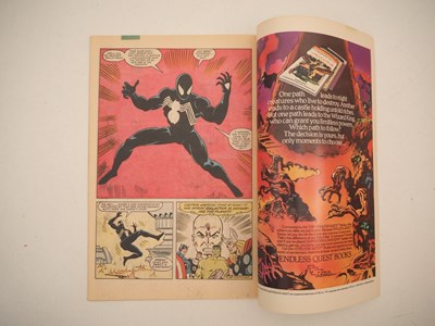 Lot 15 - MARVEL SUPER HEROES SECRET WARS #8 (1984 -...