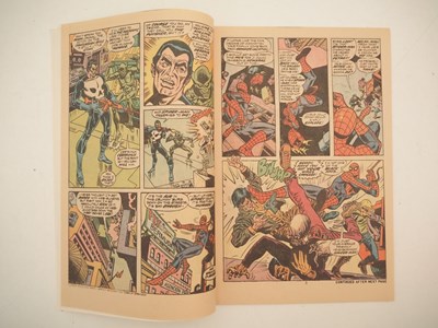 Lot 37 - AMAZING SPIDER-MAN #129 - (1974 - MARVEL) -...