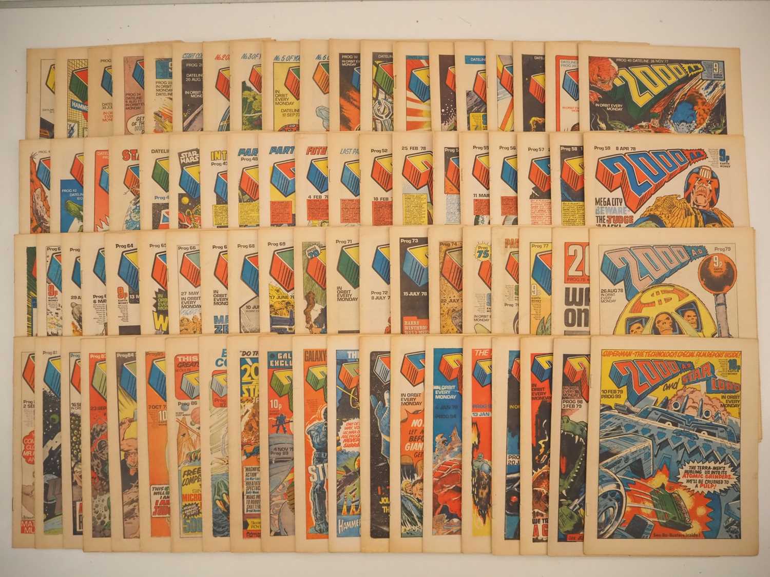 Lot 92 - 2000 AD PROG #21-28, 30-99 (78 in Lot) -...