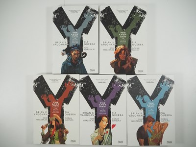 Lot 174 - Y THE LAST MAN HARDCOVER DELUXE EDITION VOL.1...