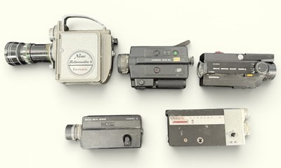 Lot 592 - Vintage 1960s and 1970s movie cameras from...