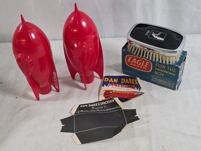 Lot 31 - A pair of unboxed DAN DARE Horlicks Space...