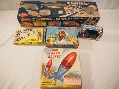 Lot 54 - MERIT 'Lunos Space Rocket' (complete with...