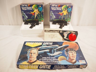 Lot 57 - Group of 3 x Star Trek themed games,...