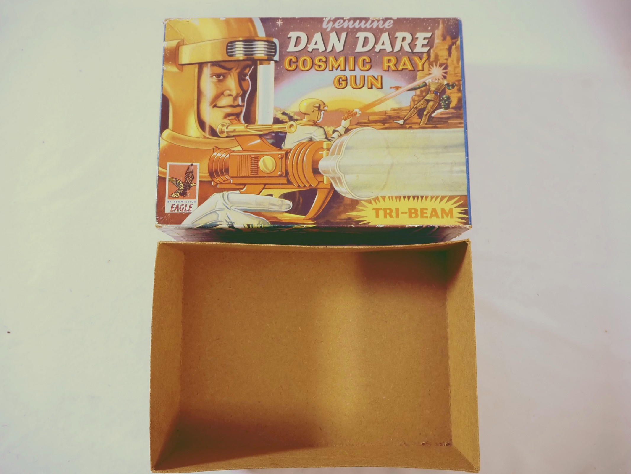 Lot 144 - PALITOY DAN DARE Tri-Beam 'Cosmic Ray-Gun',