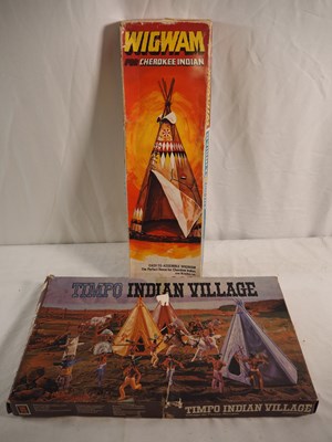 Lot 196 - Pair of Cowboy and Indian collectables...