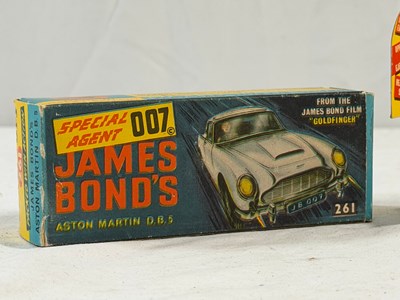 Lot 300 - CORGI 261 diecast James Bond's Aston Martin...