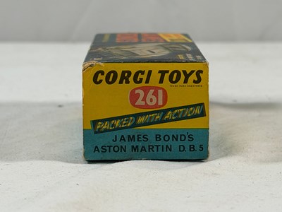 Lot 300 - CORGI 261 diecast James Bond's Aston Martin...