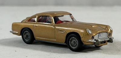 Lot 300 - CORGI 261 diecast James Bond's Aston Martin...