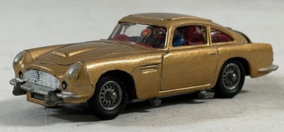Lot 300 - CORGI 261 diecast James Bond's Aston Martin...