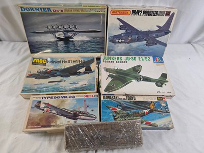 Lot 357 - Hanger full of model aircraft kits by FROG,...