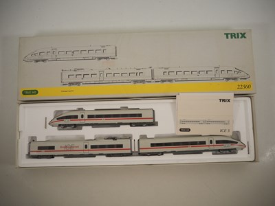 Lot 118 - TRIX - German Outline HO gauge 22560 ICE 3...