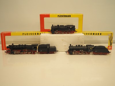 Lot 132 - A group of FLEISCHMANN German Outline HO gauge...