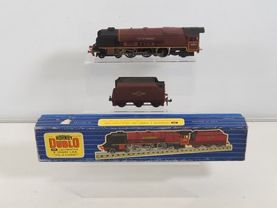 Lot 157 - HORNBY DUBLO 3226 3-rail Duchess Class...