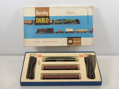 Lot 186 - HORNBY DUBLO OO gauge 2034 2-rail 'The Royal...