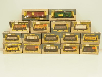Lot 199 - A large group of OO gauge WRENN wagons in...