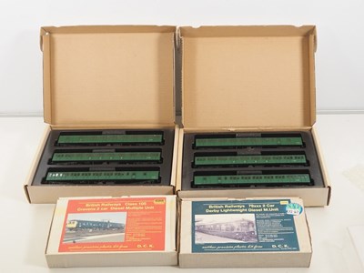 Lot 208 - A selection of OO gauge unbuilt plastic...