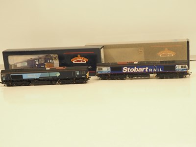 Lot 214 - A pair of BACHMANN OO gauge class 66 diesel...