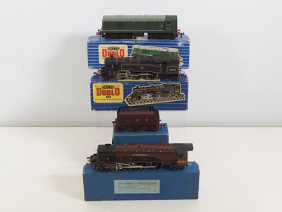 Lot 237 - HORNBY DUBLO OO gauge group of 3-rail...